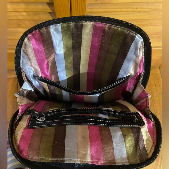 Tignanello Black Leather Backpack - Picture 6 of 9